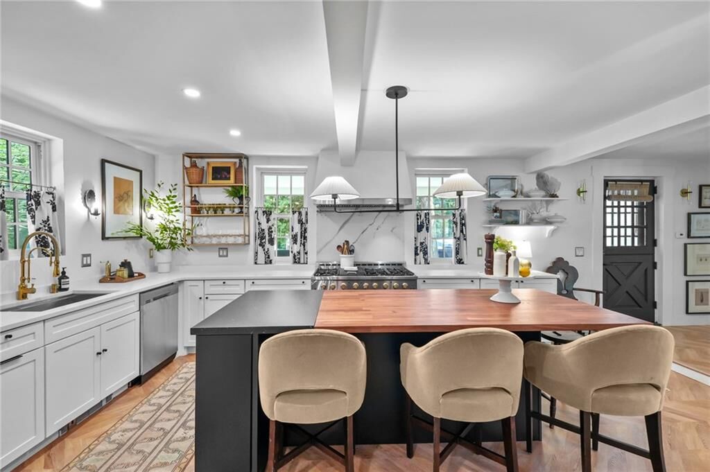 Property Photo:  8061 Post Road  RI 02852