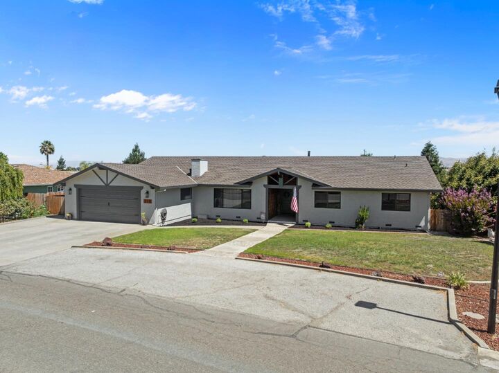 Property Photo:  215 Rays Circle  CA 95023 