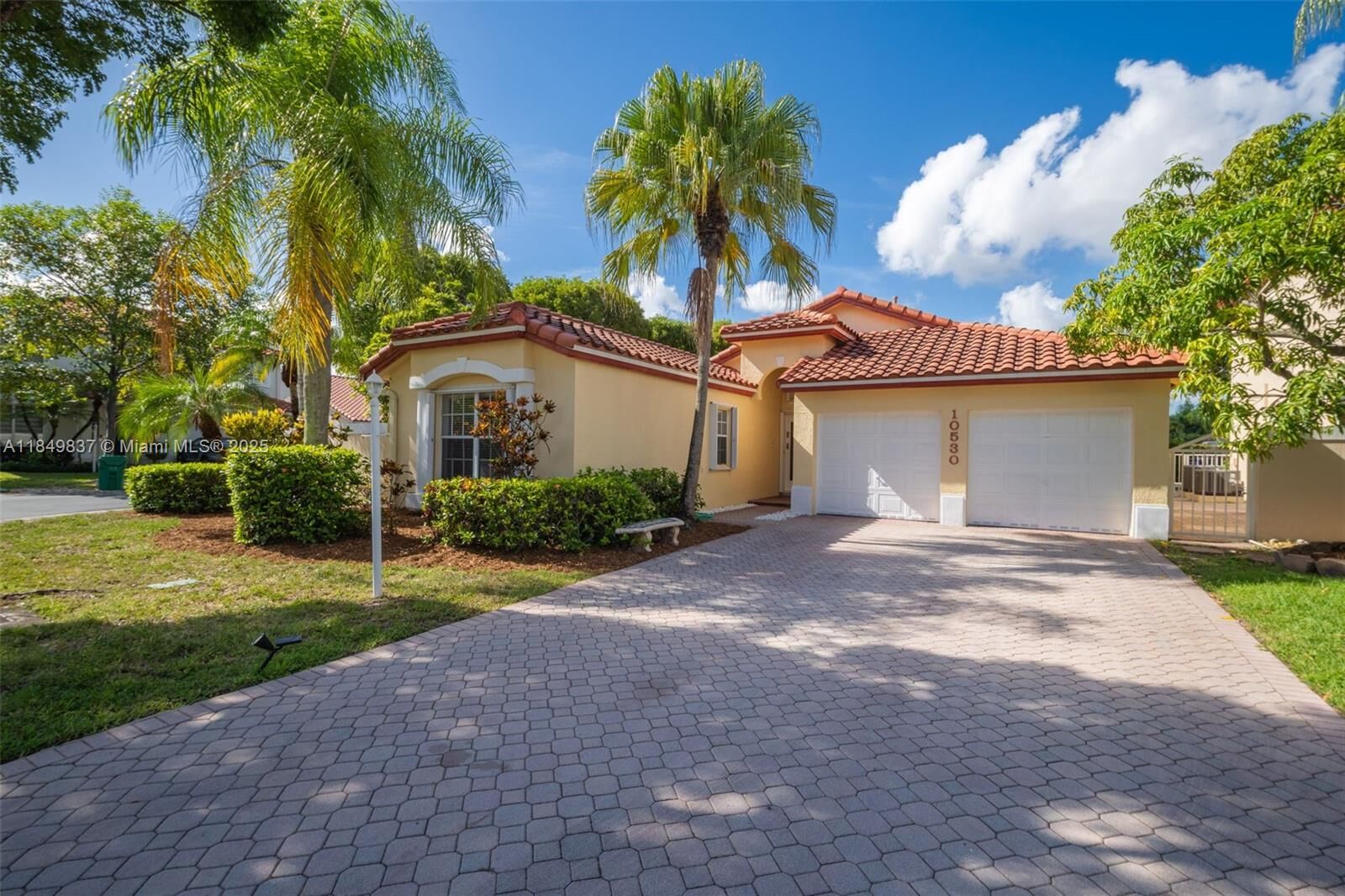 Property Photo:  10530 NW 52nd Ter  FL 33178 