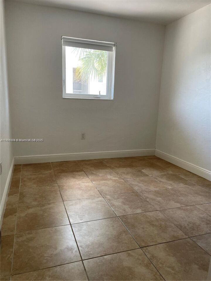 Property Photo: 8607 SW 68th Ct 26 FL 33156