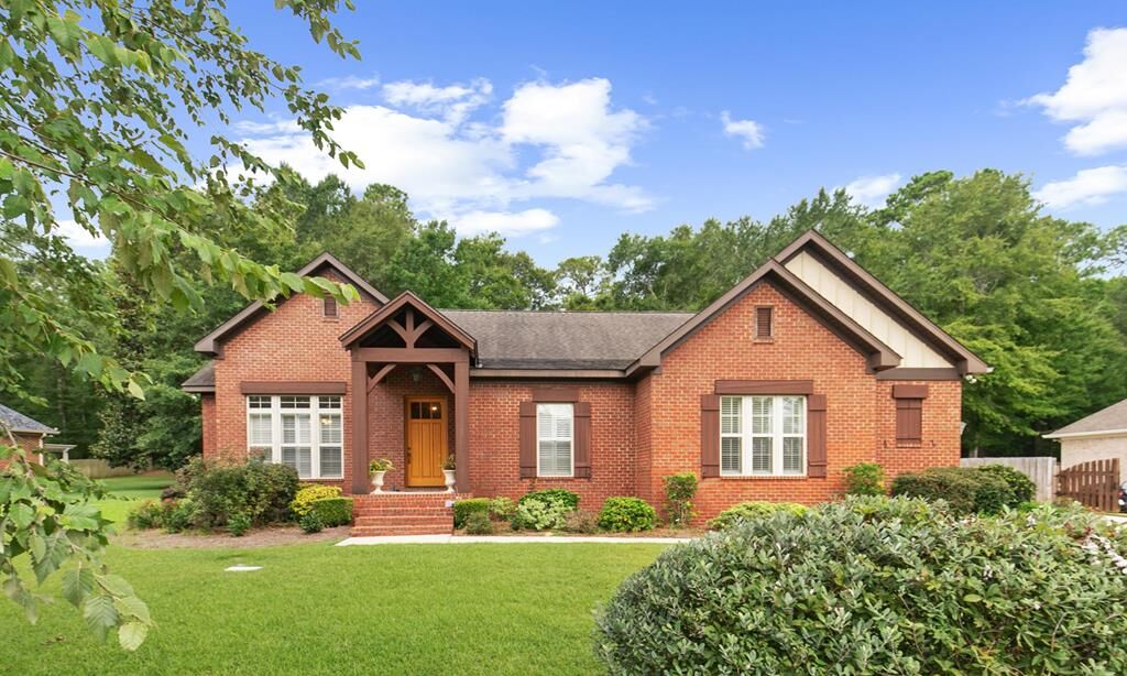 Property Photo: 511 Oakwood AL 36303