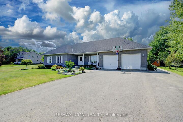 Property Photo:  17 Minto Pines Road  ON N0G 2L0