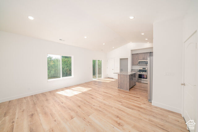 Property Photo: 661 W 20 N UT 84319