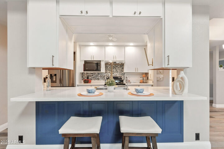 Property Photo:  8555 E Turney Avenue  AZ 85251 