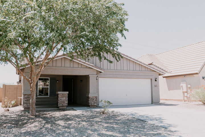 Property Photo: 1521 E Mayfield Drive AZ 85143