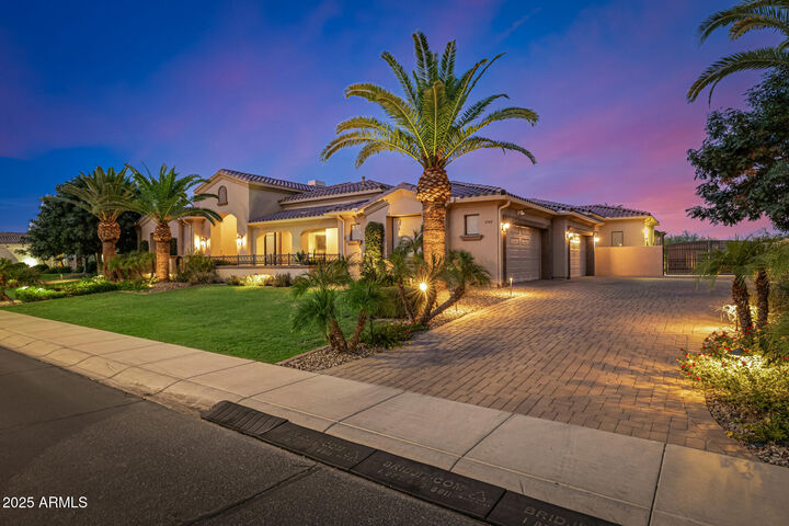 Property Photo: 5745 S Topaz Place AZ 85249