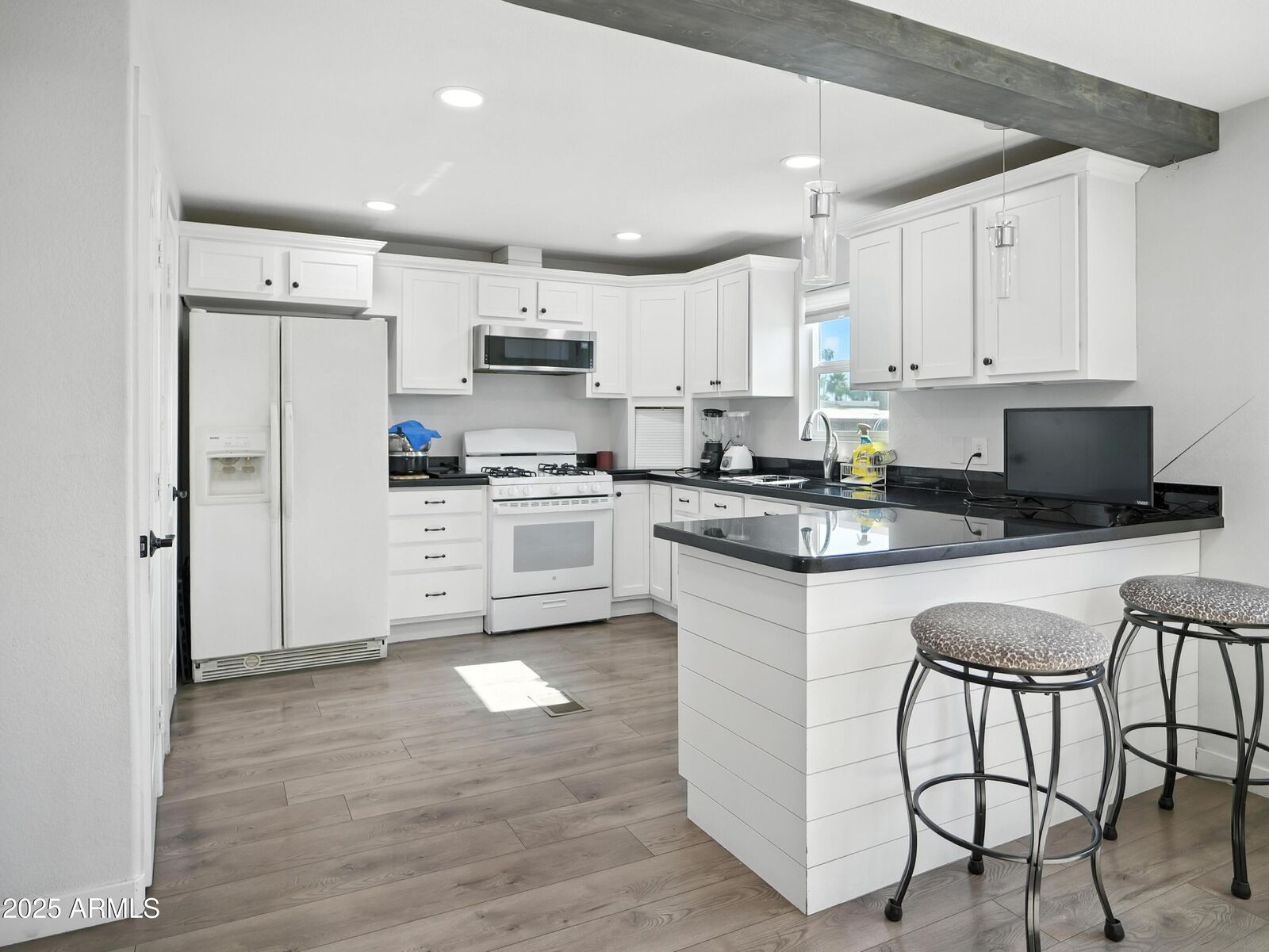 Property Photo:  1001 N 43rd Avenue 282  AZ 85009 