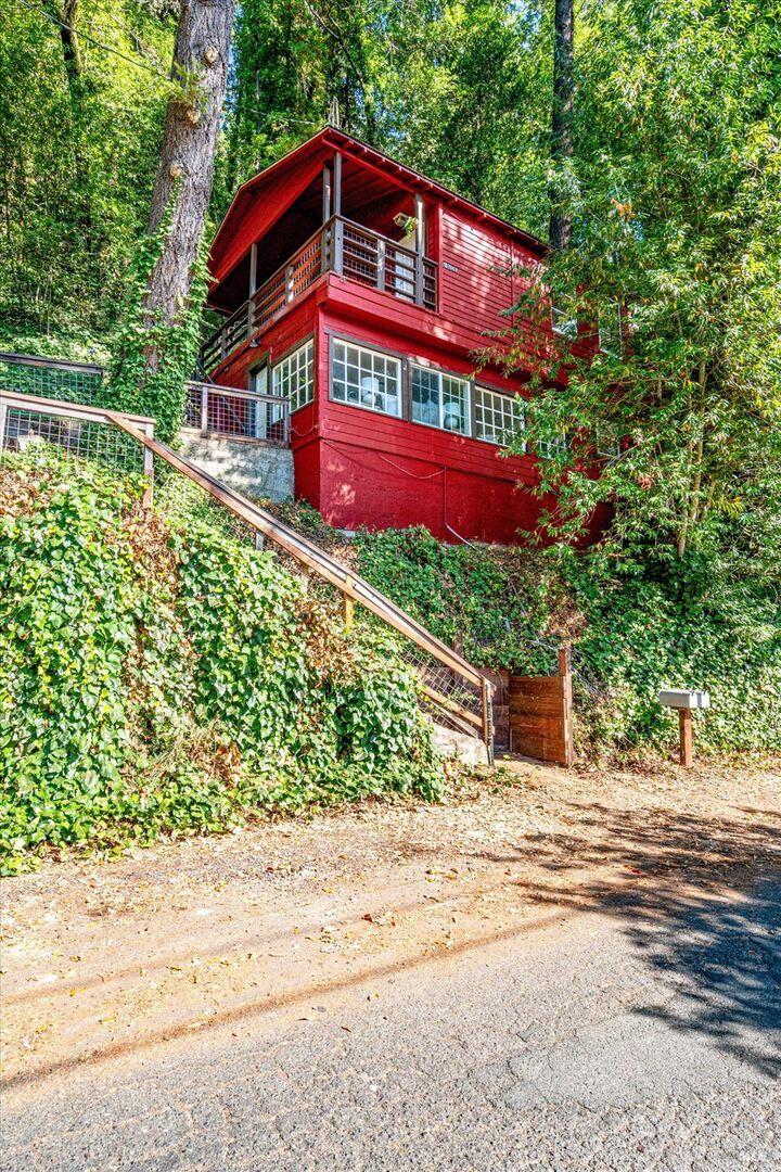 Property Photo:  15704 Old River Road  CA 95446 