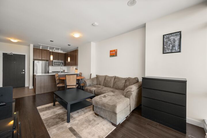 Property Photo:  2955 Atlantic Avenue 908  BC V3B 0H9 