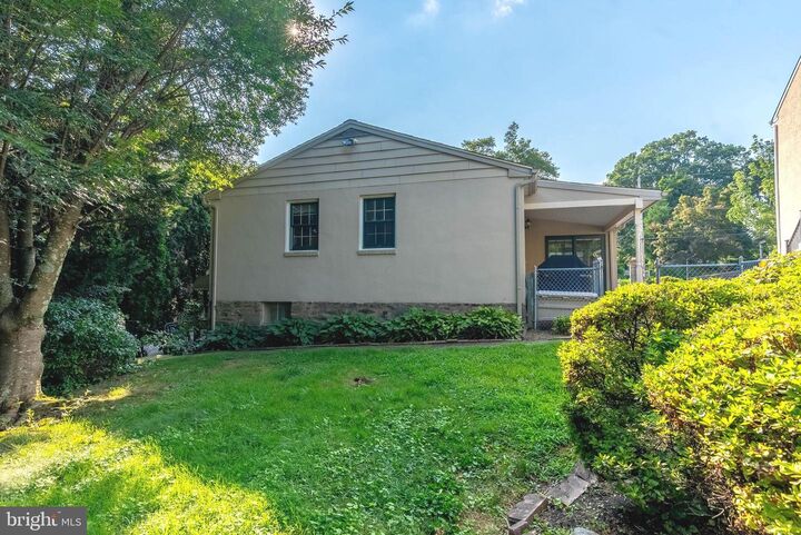 Property Photo: 835 Beechwood Drive PA 19083
