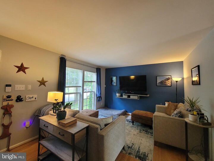 Property Photo: 101 S Bellwoode Drive DE 19702