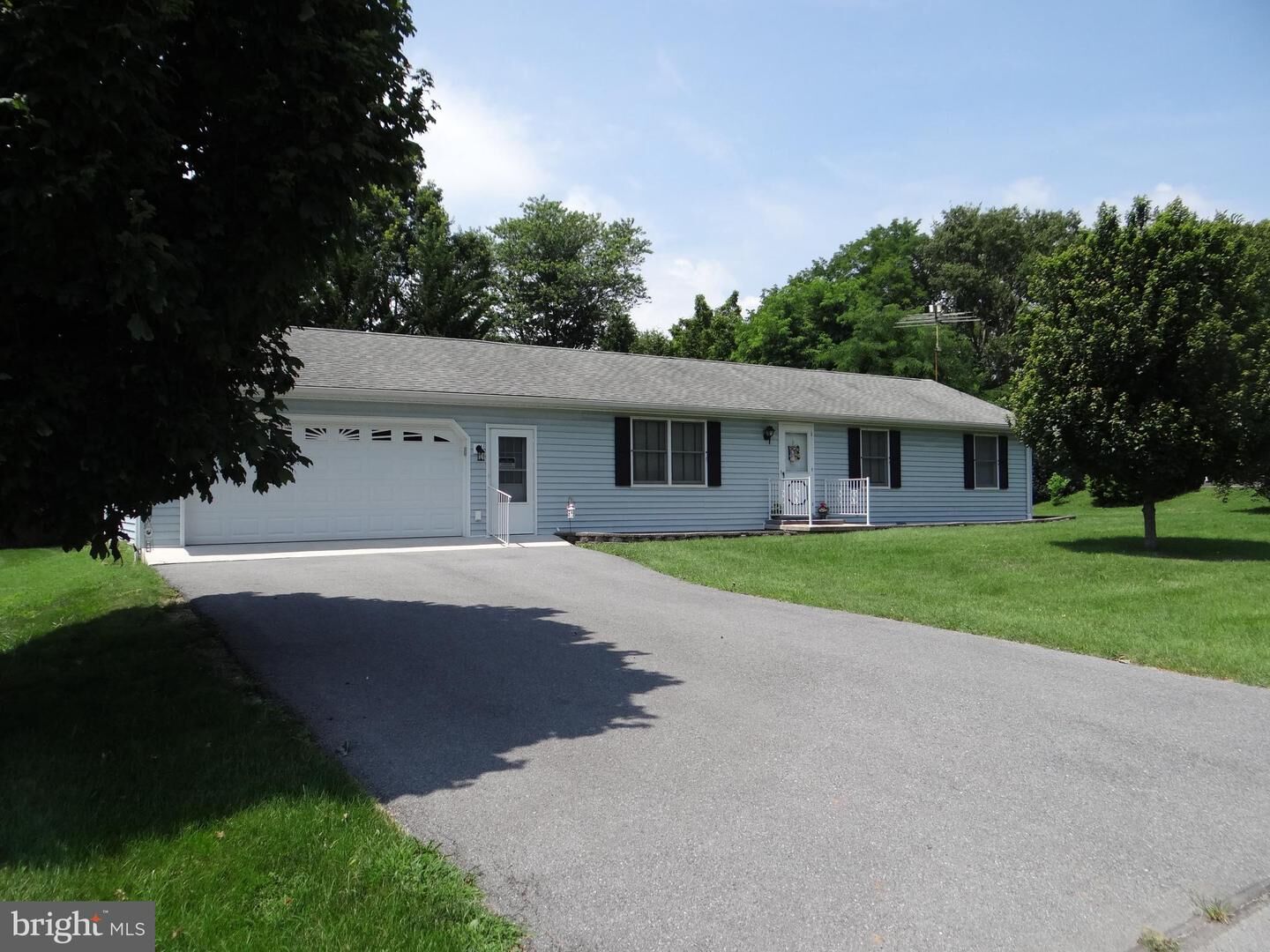 Property Photo:  201 Beech Lane  PA 17236 