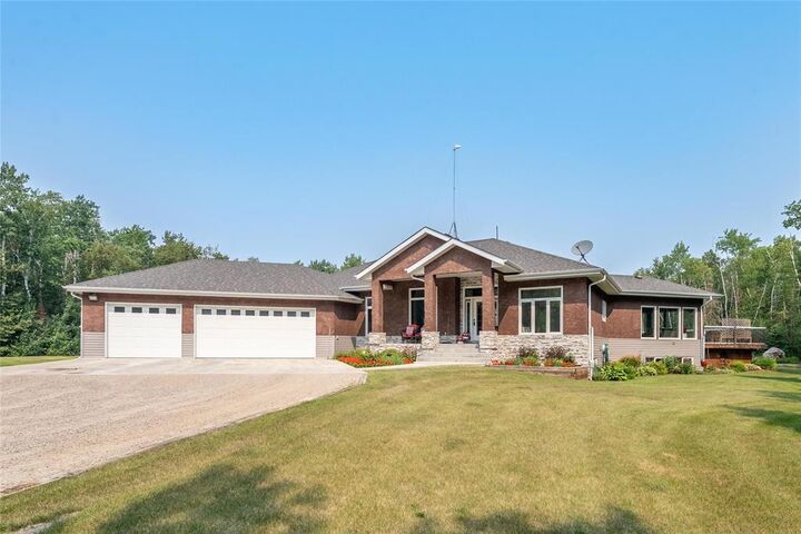 Property Photo: 38095 100N Road MB R0E 0B0