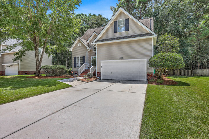 Property Photo:  1912 N Smokerise Way  SC 29466 