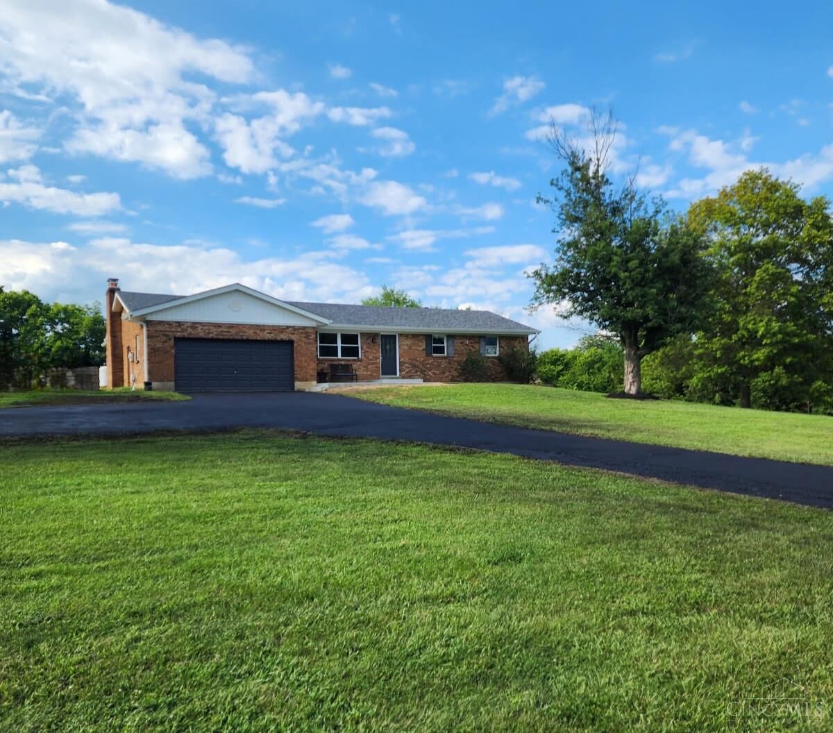 Property Photo: 7768 Lorraine Drive OH 45053