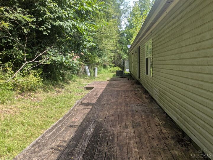 Property Photo: 563 Maple Creek Road OH 45153