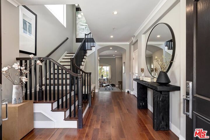 Property Photo: 16750 Calle De Catalina CA 90272