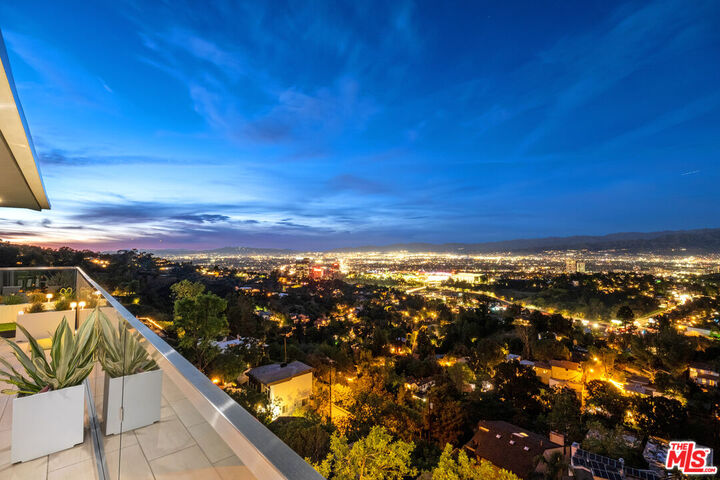 Property Photo: 7191 Pacific View Dr CA 90068