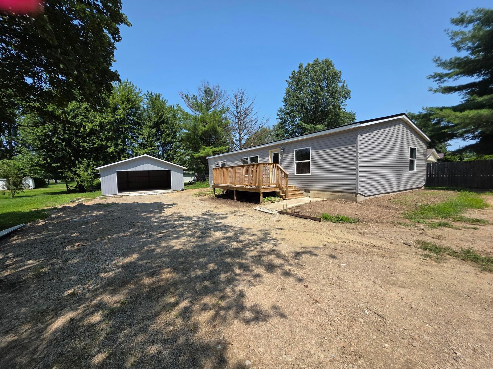 Property Photo: 423 Douglas Street OH 43315