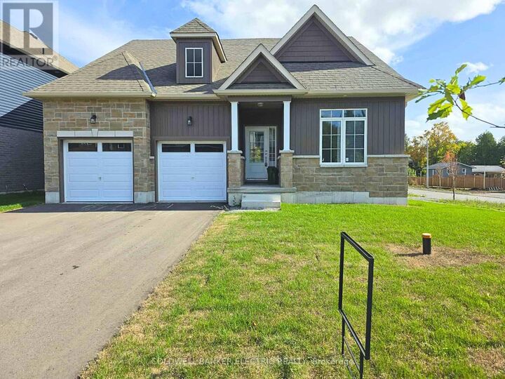 Property Photo: 3 Hillcroft Way ON K0M 1A0