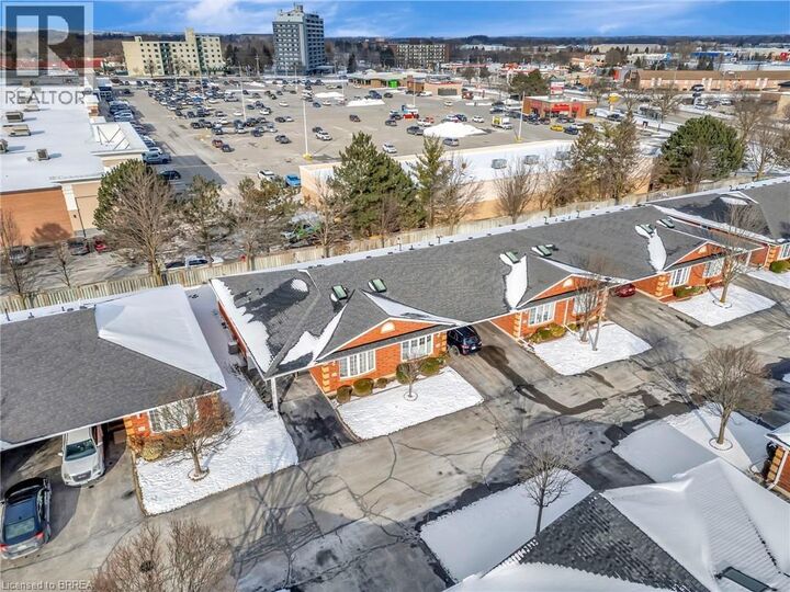 Property Photo: 570 West Street 23 ON N3R 7Y7