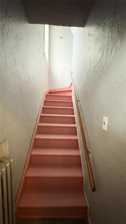Photo de la propriété: 393 College Avenue MB R2W 1M4
