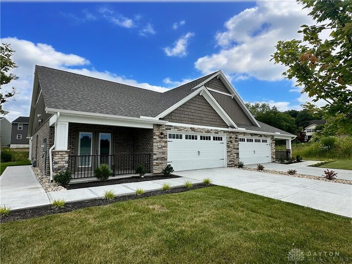 5017 Waterford Lane  Middletown OH 45042 photo