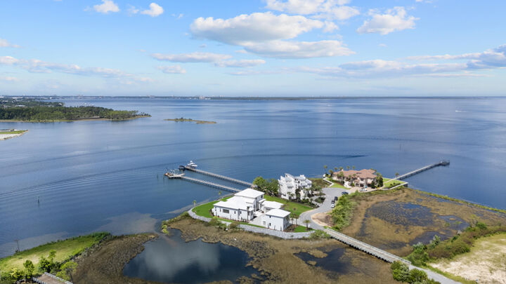 Property Photo:  4204 Northshore Islands Road  FL 32405 