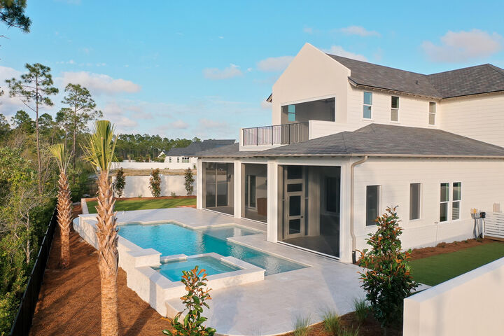 Property Photo:  147 Quail Hollow Court  FL 32461 