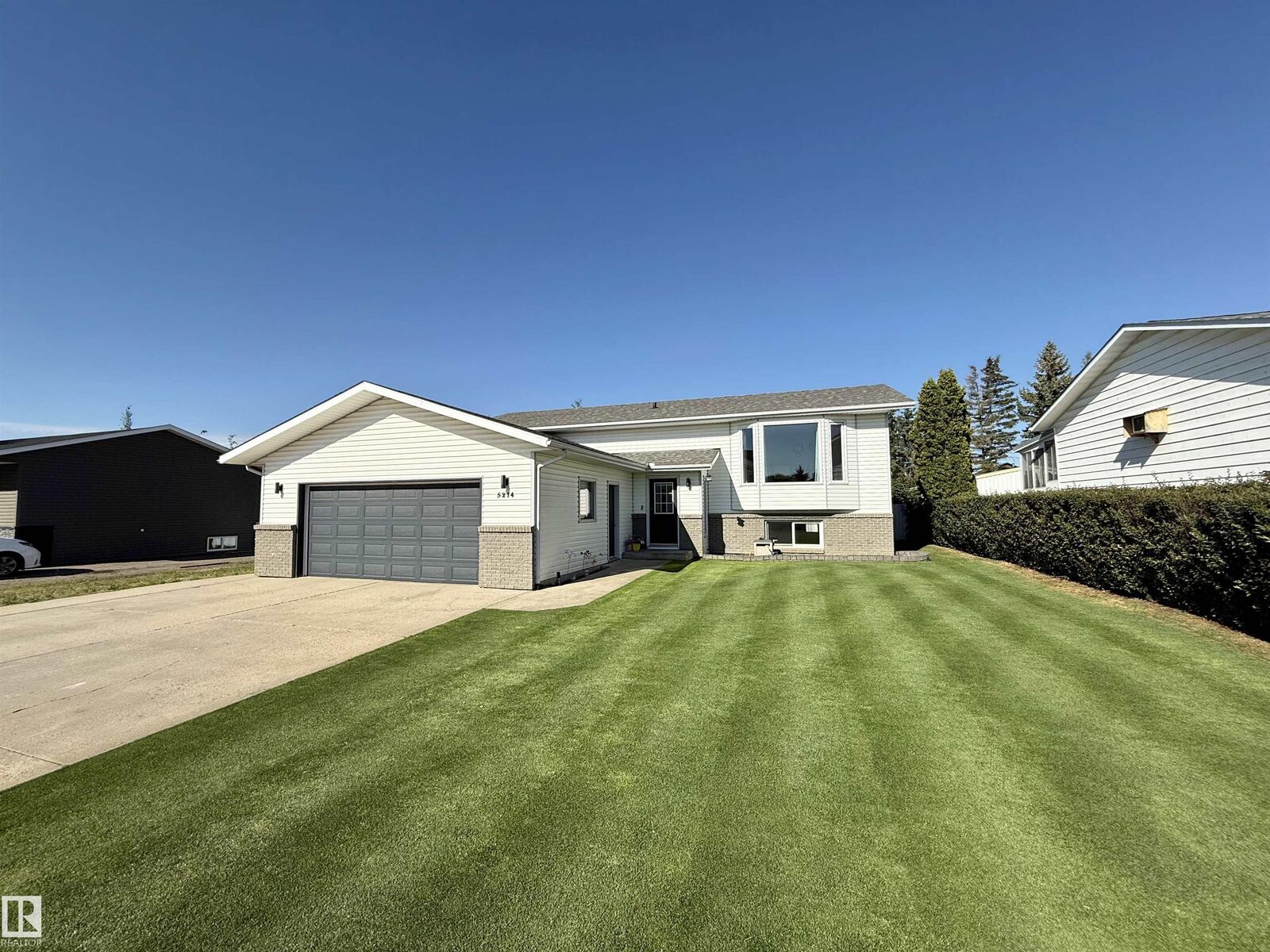 Photo de la propriété: 5214 56A Street AB T0A 3A1