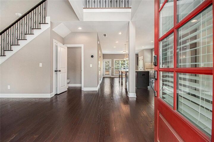 Property Photo:  1580 Johnson Road NW  GA 30318 