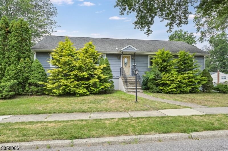 Property Photo:  4 Jeffrey Rd  NJ 07470 