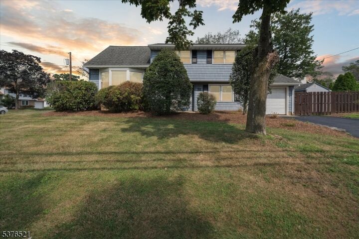 52 Greenbrook Rd  Middlesex Boro NJ 08846 photo