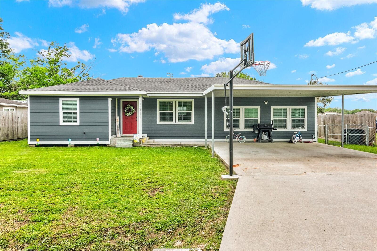 Property Photo: 15410 San Jacinto Street TX 77622