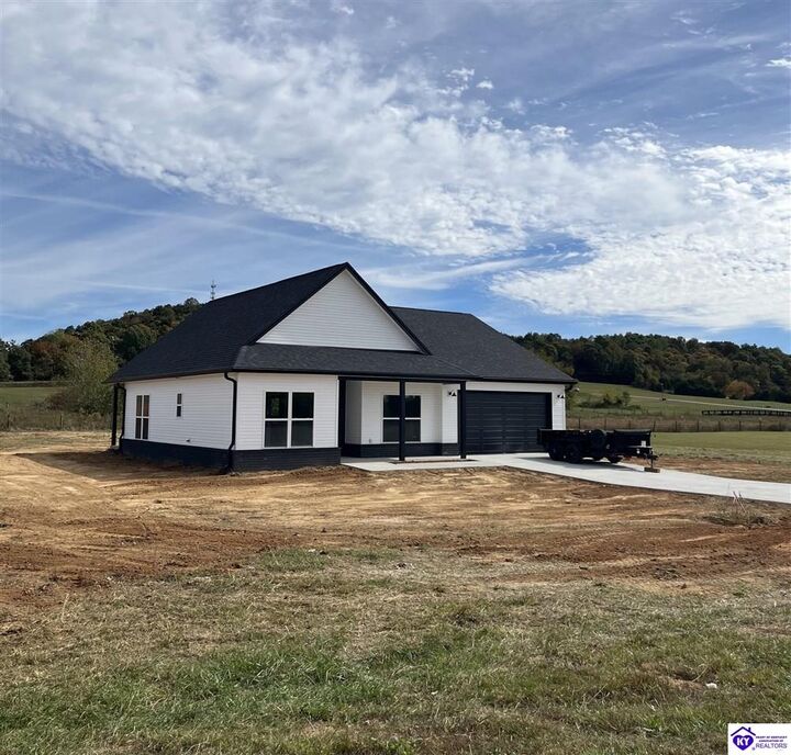 Property Photo:  70 Kildare Court  KY 42784