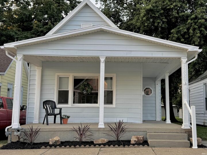 Property Photo:  2829 Dennison Street  IN 47712 