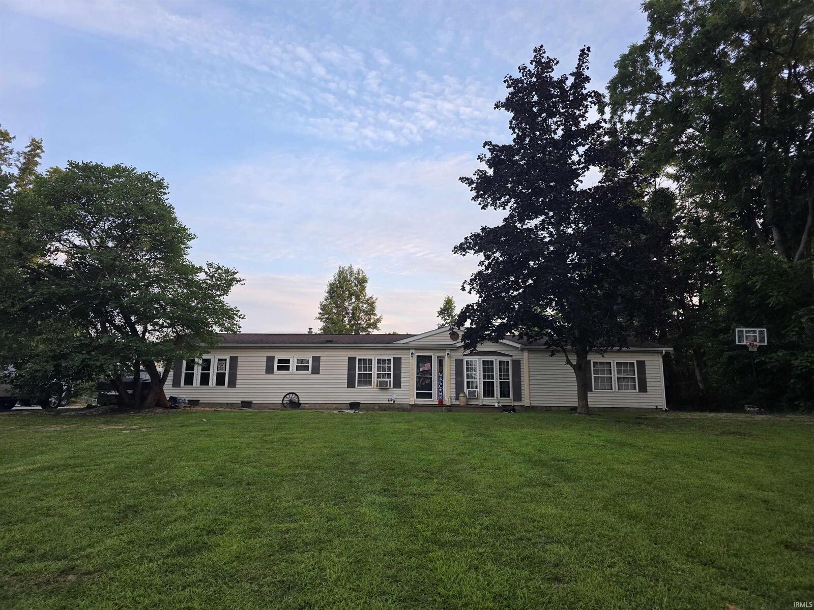 Property Photo:  8013 E 250 S  IN 46562 