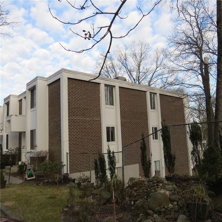Property Photo: 118 Tallwood Drive 118 NY 10530