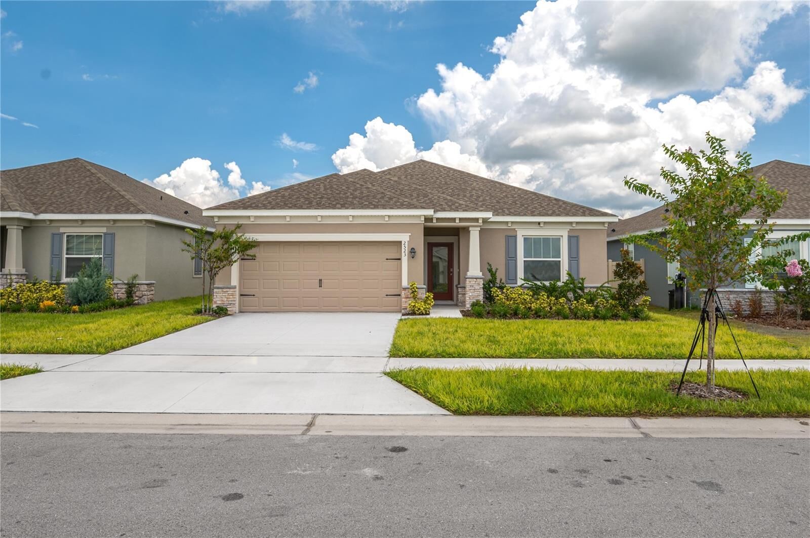 Property Photo: 2523 Mariah Place FL 33850