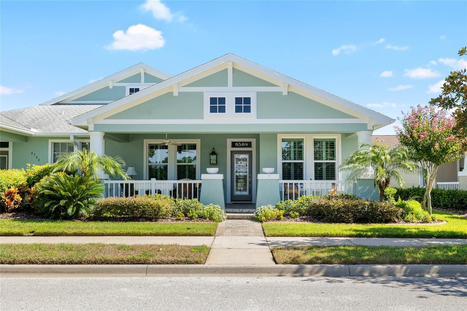Property Photo: 9508 Cavendish Drive FL 33626
