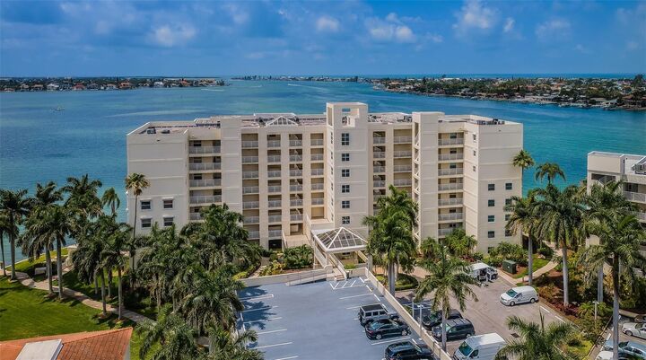 Property Photo:  6105 Bahia Del Mar Circle 187  FL 33715 