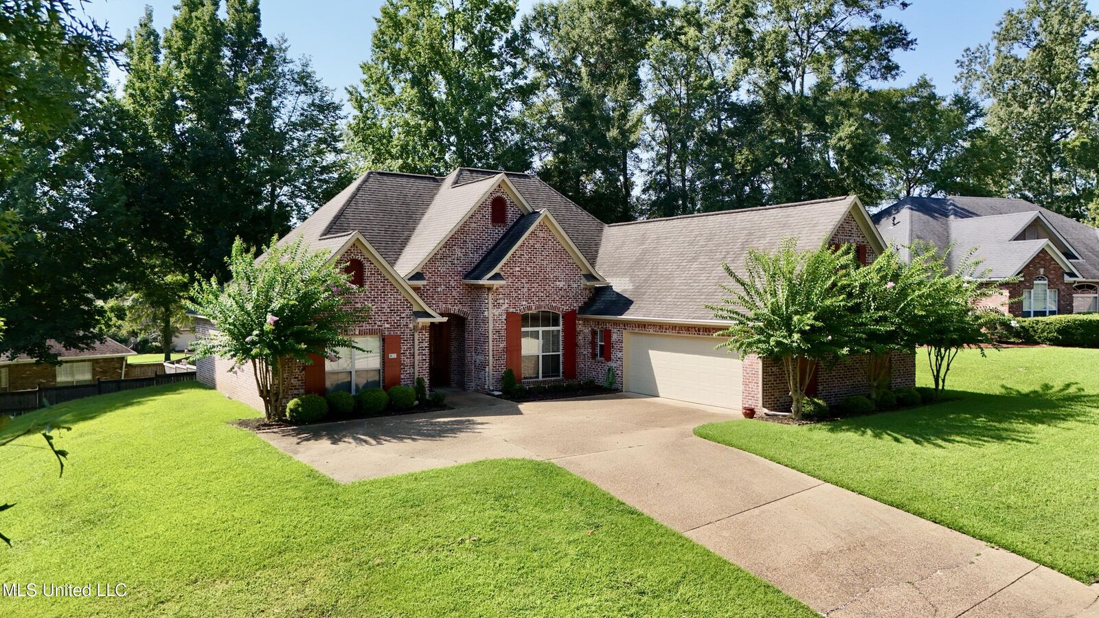 Property Photo: 111 Bellemeade Trace MS 39056