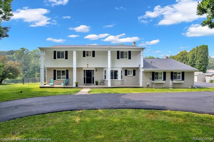 1545 Rulane Drive  Lapeer MI 48446 1358 photo