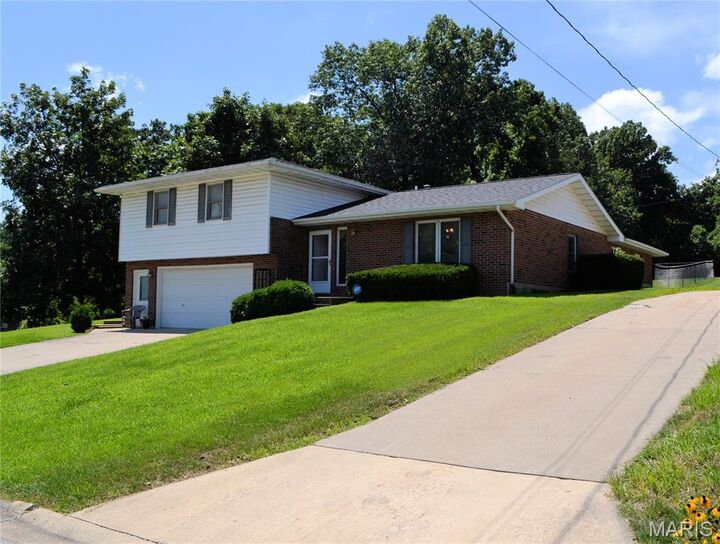 Property Photo:  11 D Ville Place  MO 63401 