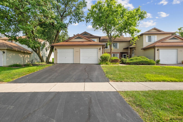 2400 Danbury Drive A2  Woodridge IL 60517 photo