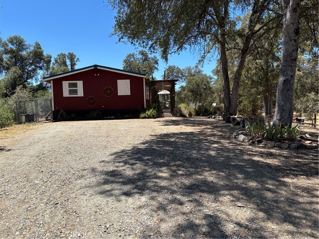 Property Photo: 4060 Indian Peak Road CA 95338
