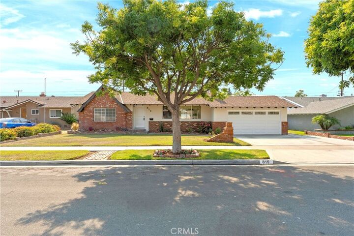 Property Photo:  819 S Courson Drive  CA 92804 