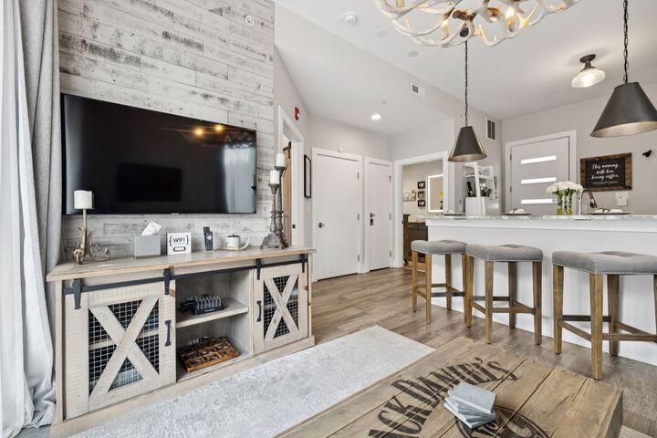 Property Photo: 2521 Clifton Ave 203 TN 37209