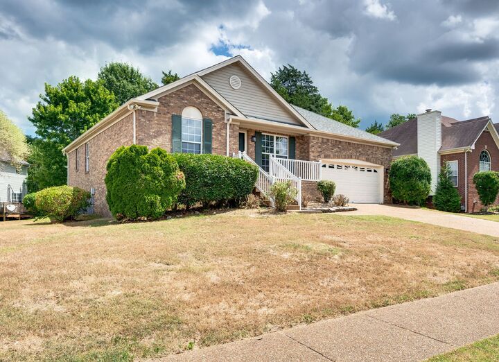 Property Photo: 7948 Boone Trce TN 37221