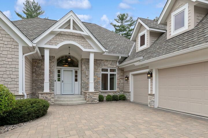 Property Photo:  8967 Mariabo Circle  MN 55438 